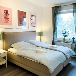 Apartment Fuer 3 Gaeste Messe- Und Citynah Hannover